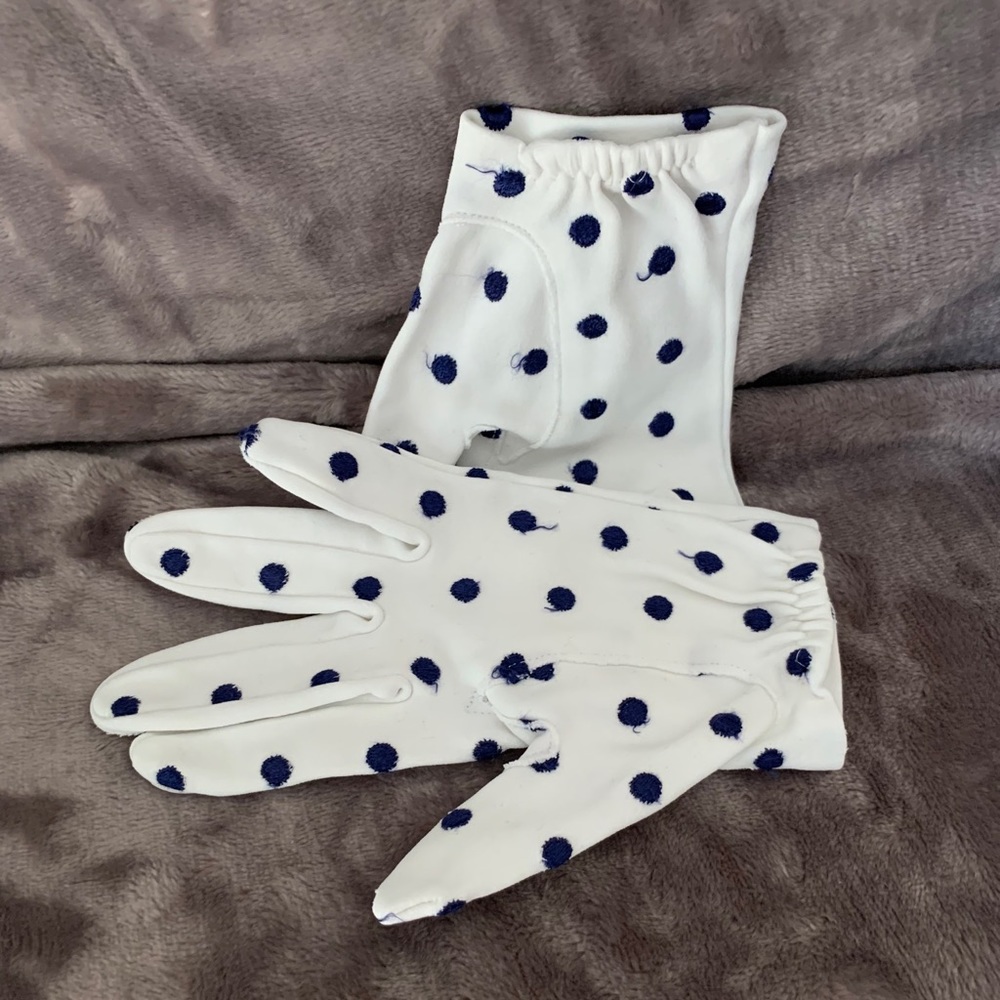 Vintage 1950s Girls White Gloves w Blue Polka Dots